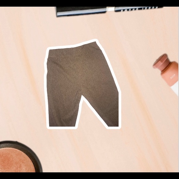 𝙲𝚞𝚝𝚎𝚃𝚛𝚎𝚗𝚍𝚢 𝙱𝚛𝚘𝚠𝚗 𝙿𝚊𝚗𝚝𝚜. 𝙻𝚒𝚔𝚎 𝙽𝚎𝚠! 𝚂𝚒𝚣𝚎:𝚂𝚖𝚊𝚕𝚕 - Picture 3 of 4